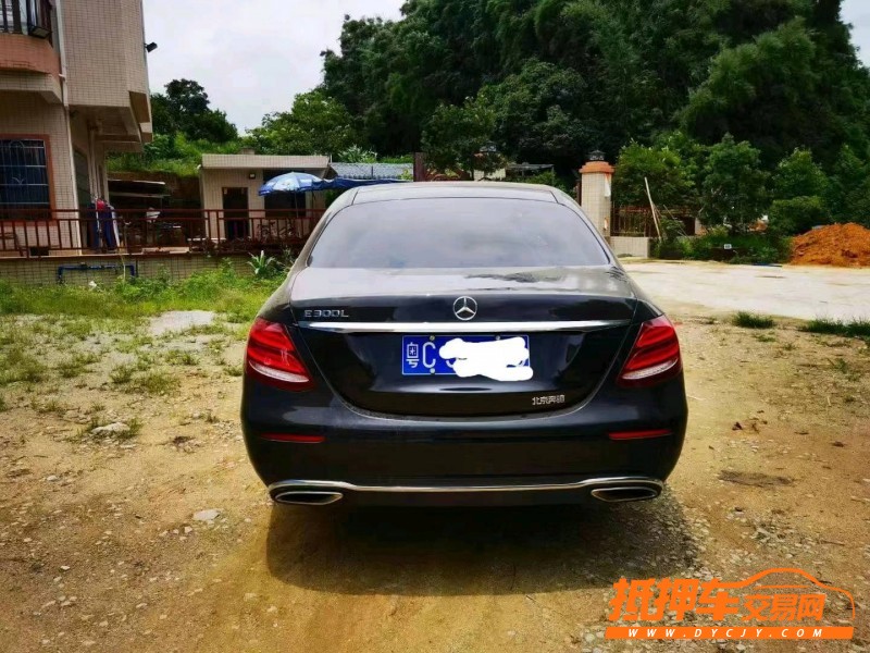 江门18年奔驰E8