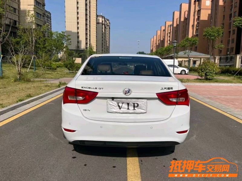 徐州17年别克威朗5