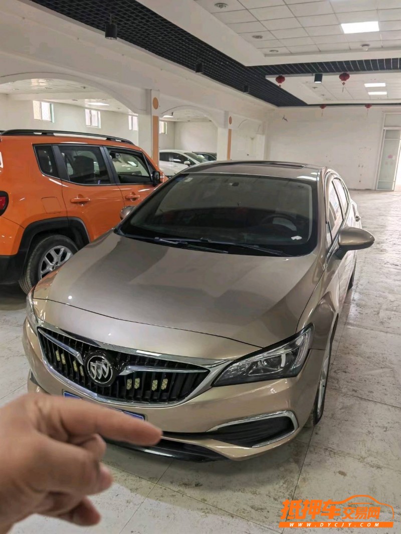 邢台18年别克威朗5