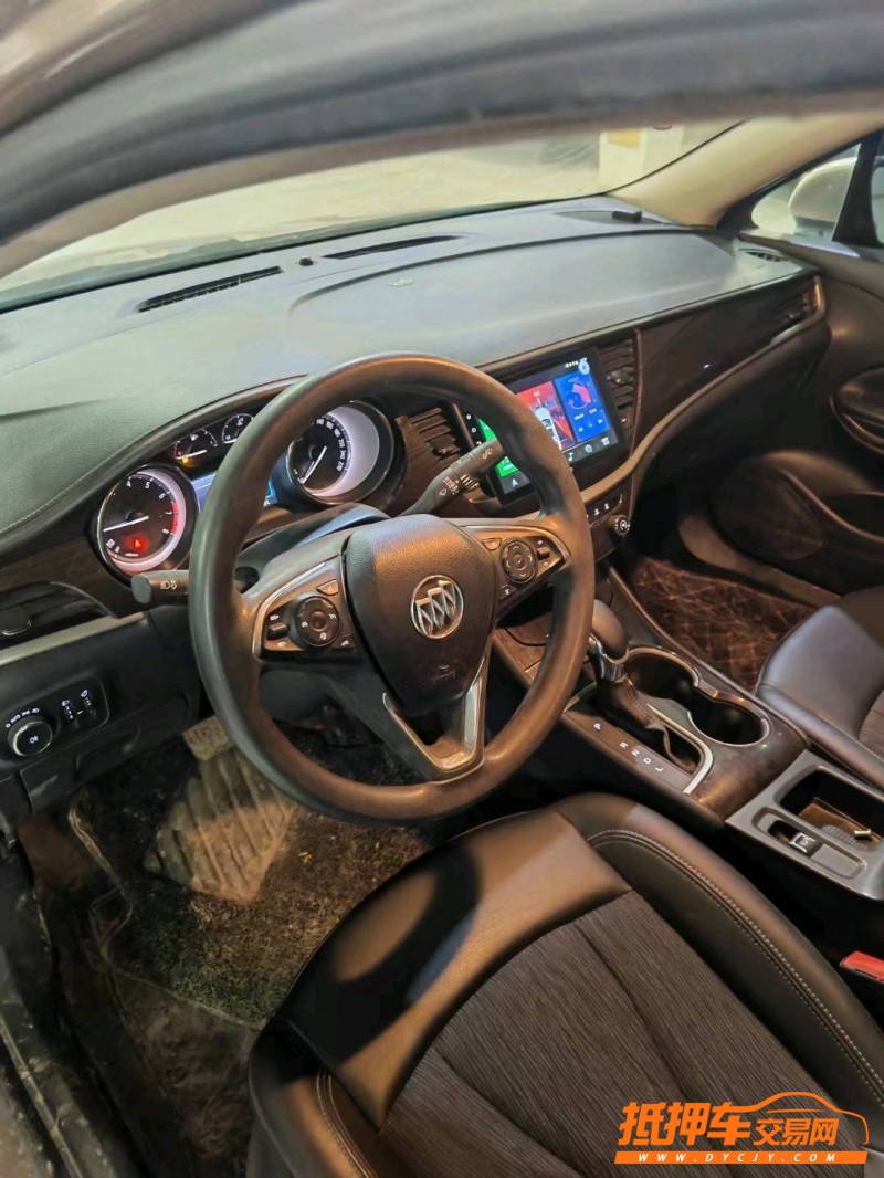 邢台18年别克威朗8