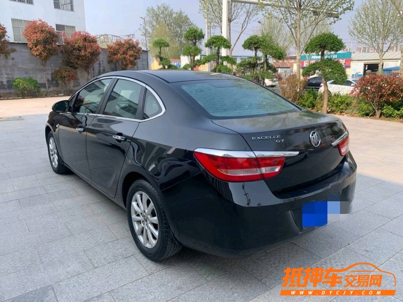 青岛15年别克英朗8