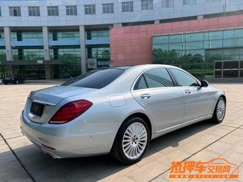 盐城14年奔驰S8