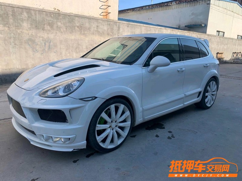 青島15年保時捷卡宴2