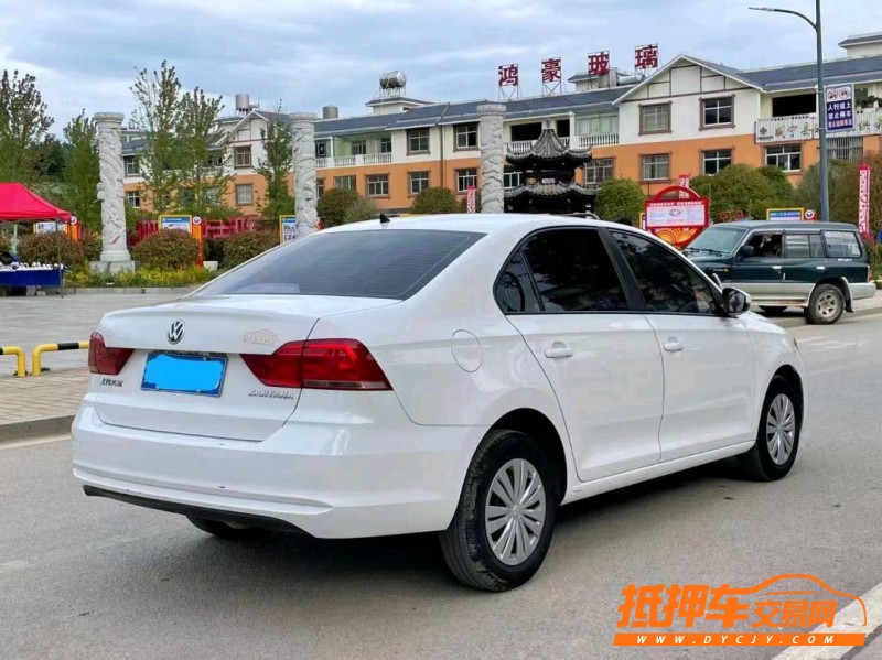 貴陽20年大眾桑塔納3