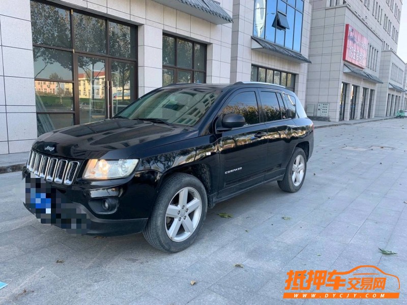 青島12年Jeep指南者2