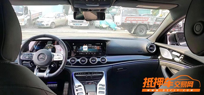 青岛21年奔驰AMG5