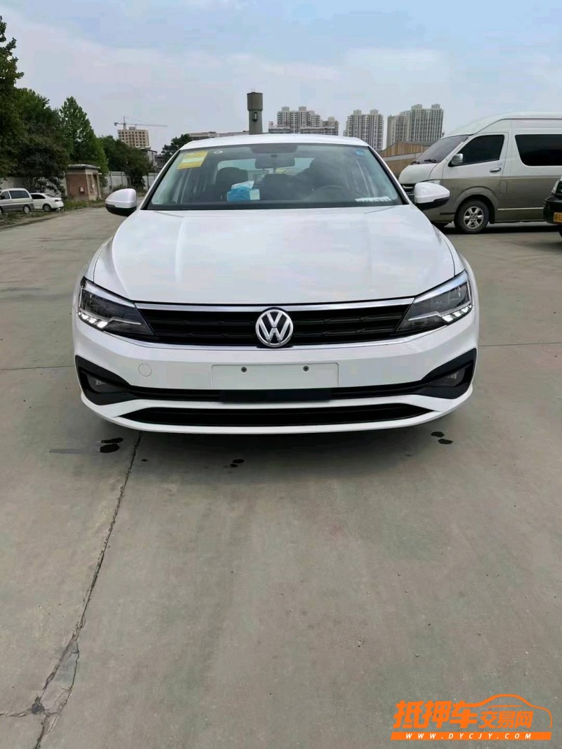 潍坊21年大众凌渡1