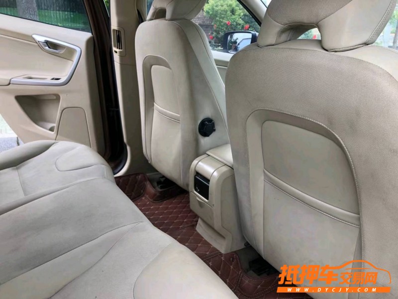 汕頭11年沃爾沃XC605
