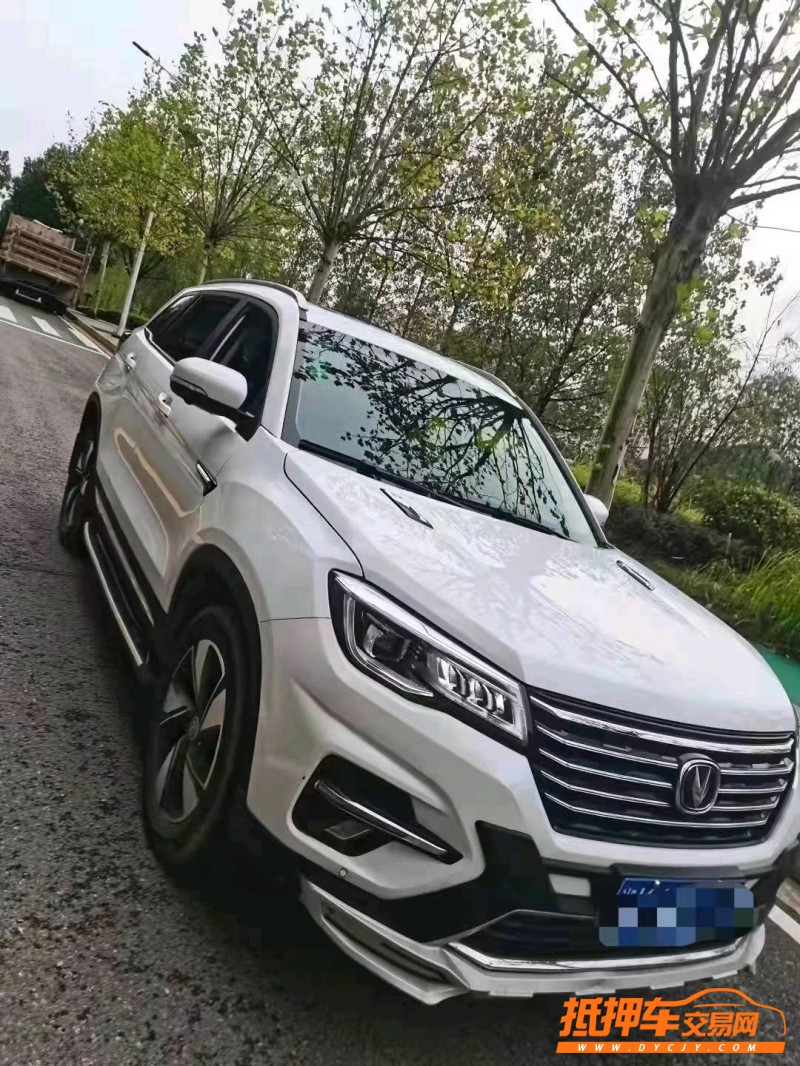 青島19年長安汽車CS751
