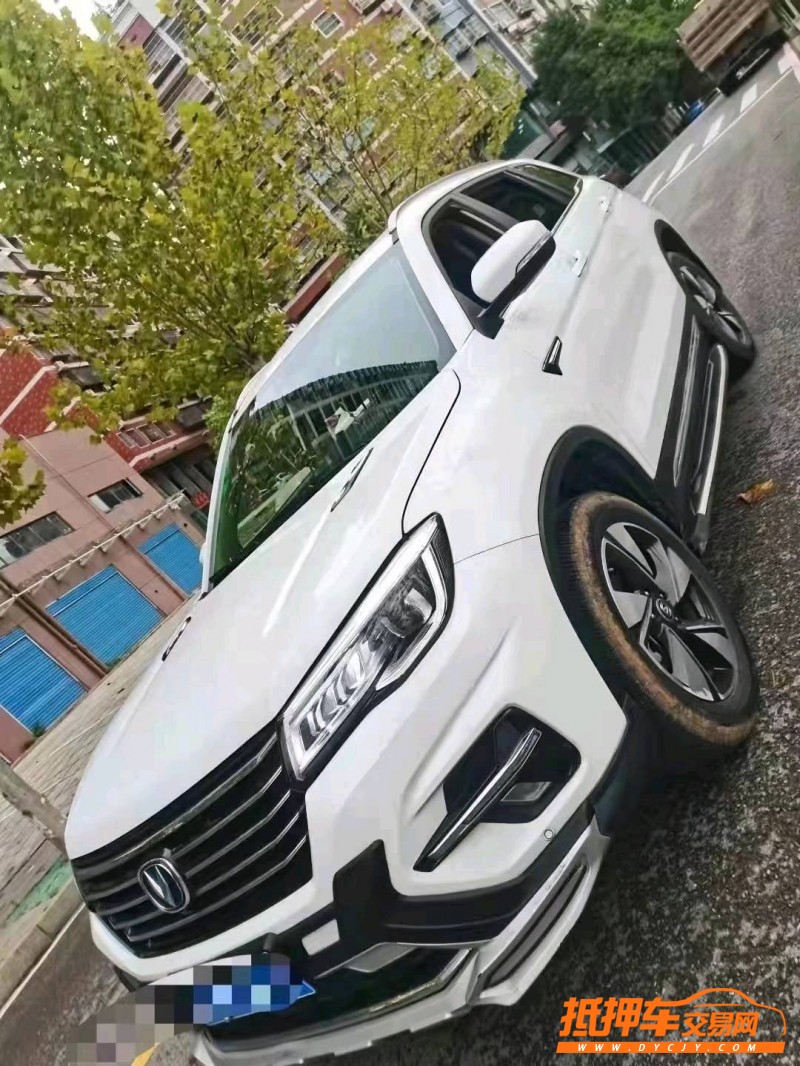 青島19年長安汽車CS752