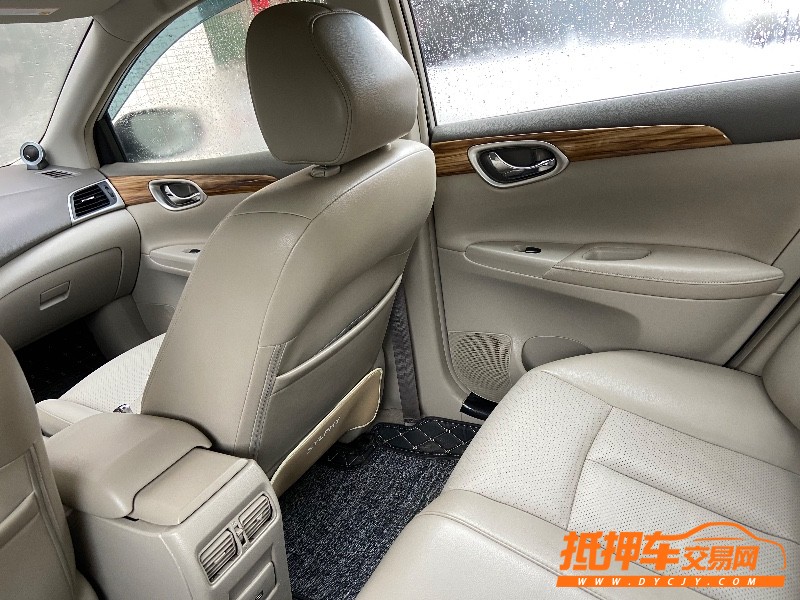 佛山15年日產軒逸6