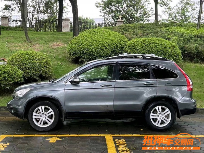 欽州11年本田CR-V9