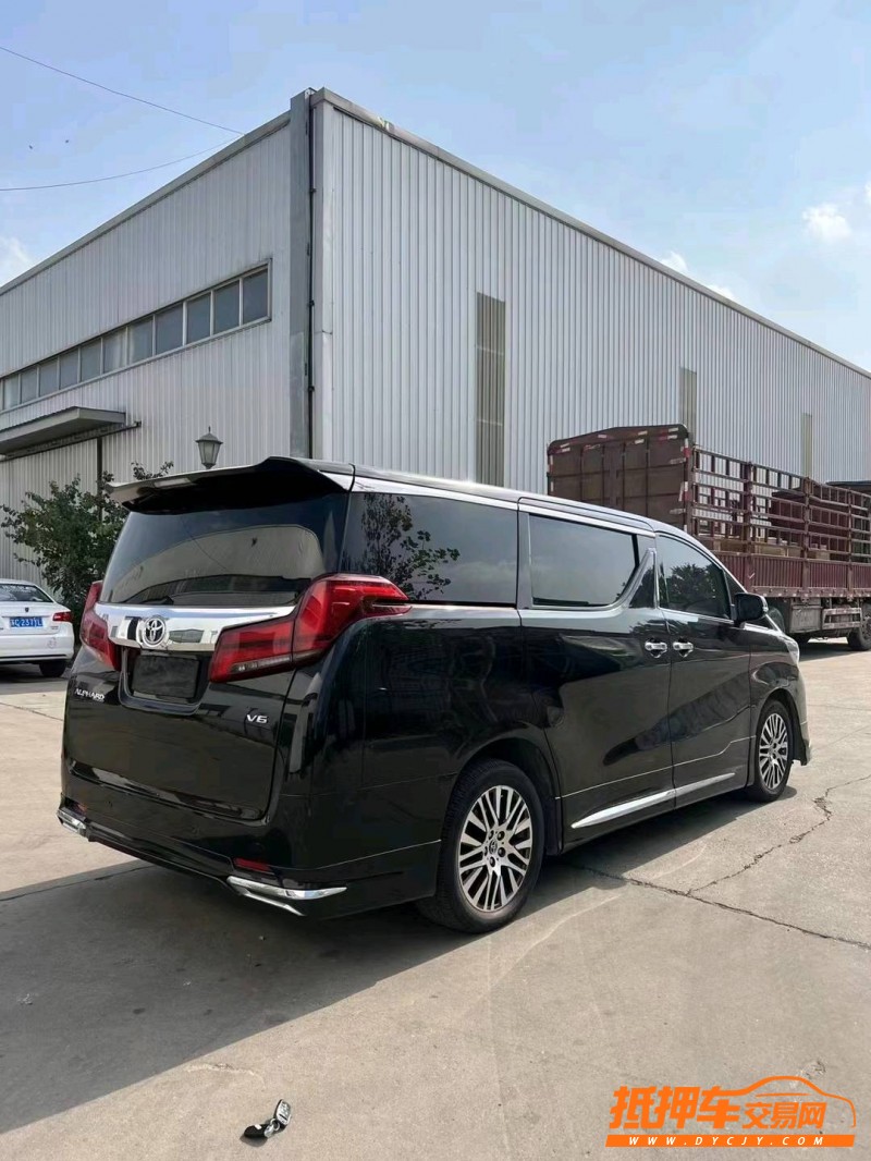 徐州17年丰田埃尔法4