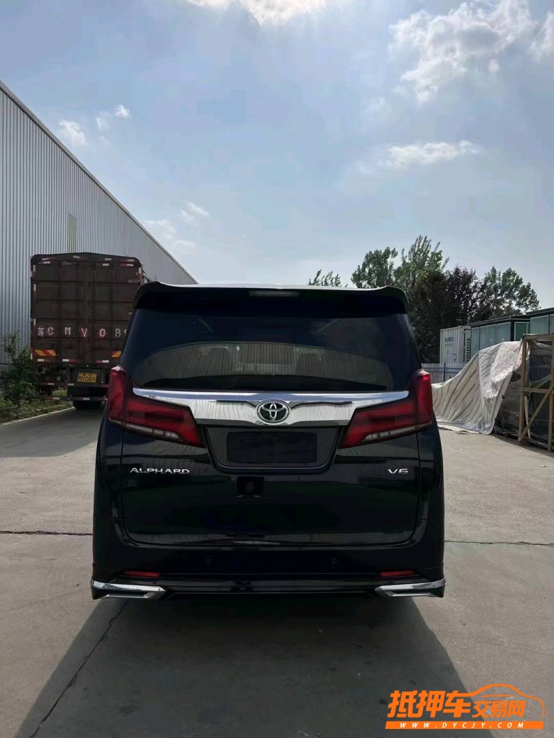 徐州17年丰田埃尔法7