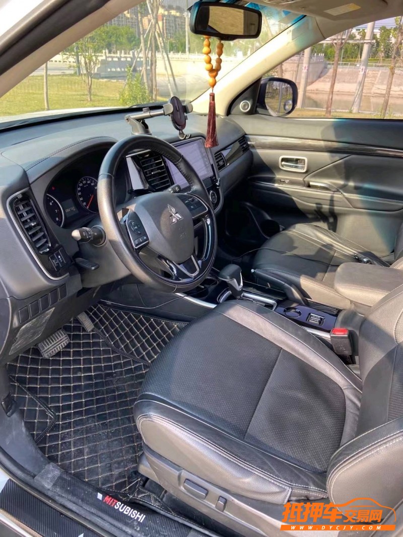 徐州18年三菱欧蓝德7
