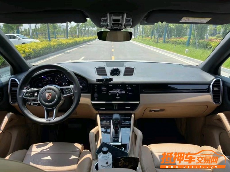 鹽城20年保時捷卡宴8
