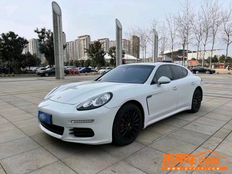 煙臺15年保時捷帕拉梅拉8