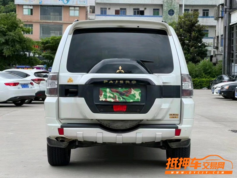 东莞18年三菱帕杰罗9