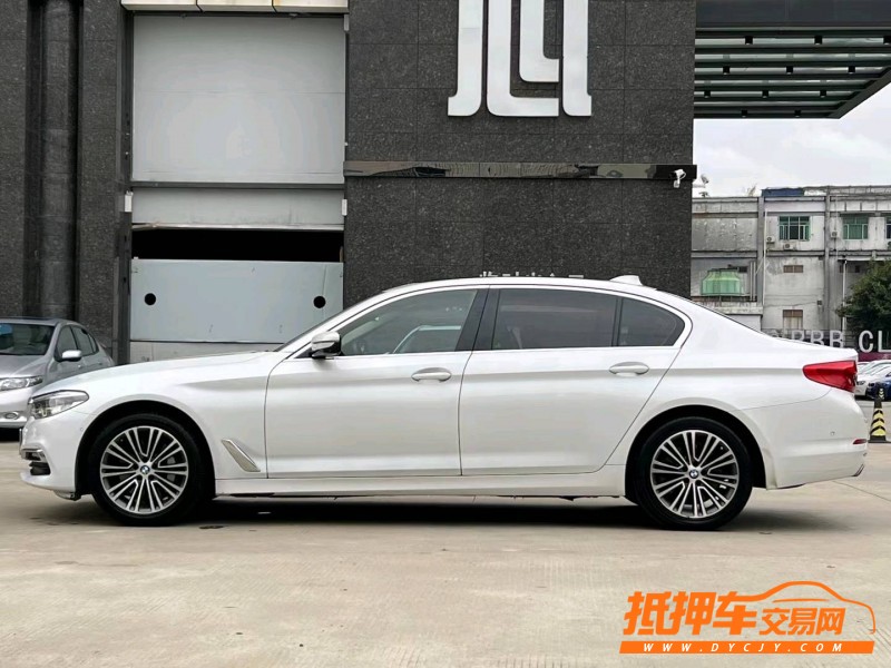 东莞18年宝马5系4