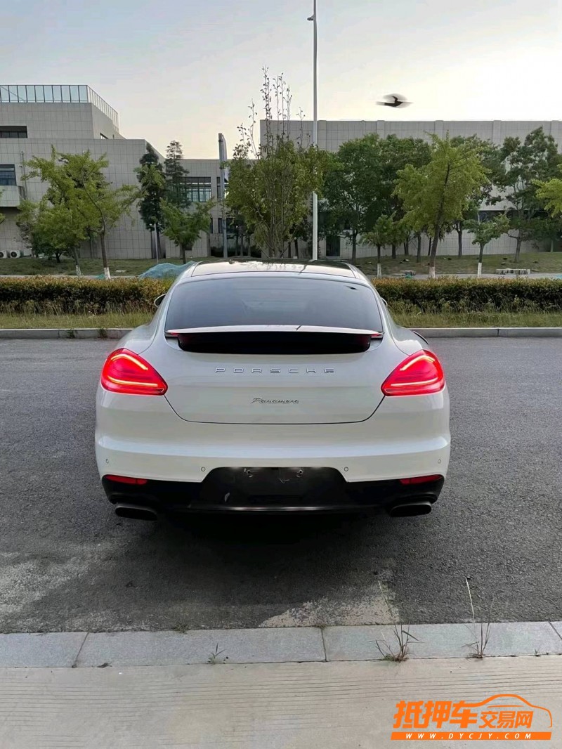 宿遷14年保時捷帕拉梅拉9