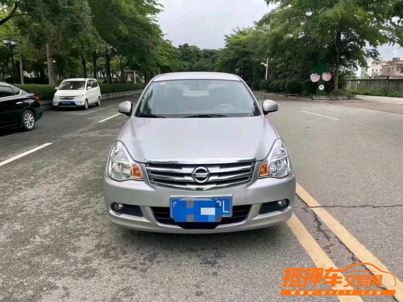 邯鄲17年日產軒逸1