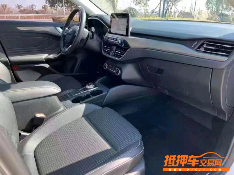 嘉兴20年福特福克斯2