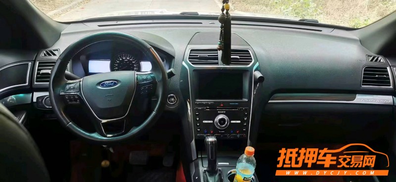 青岛17年福特探险者2