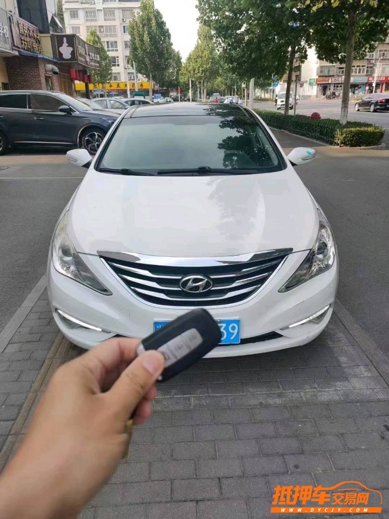 潍坊15年现代索纳塔八9