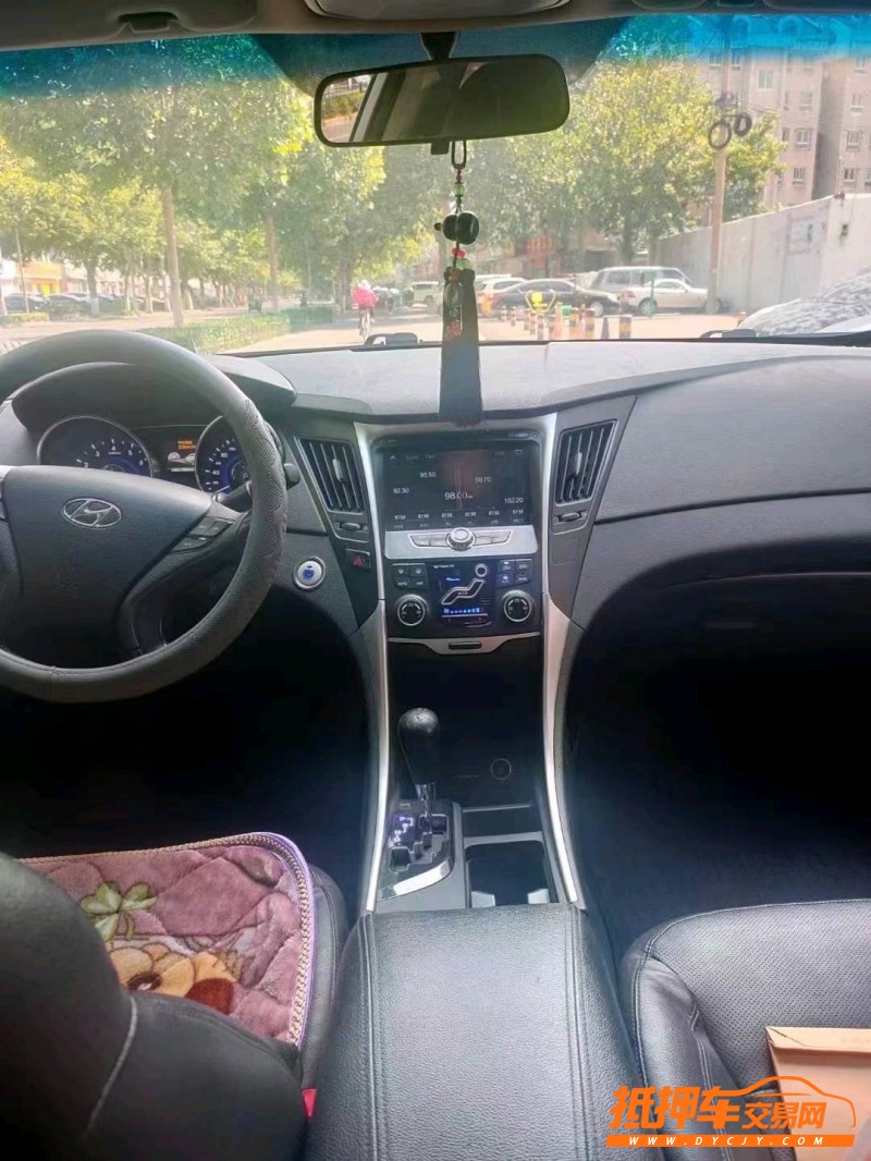 潍坊15年现代索纳塔八6