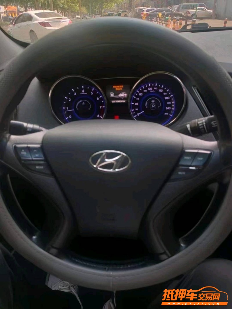 潍坊15年现代索纳塔八5