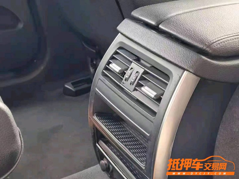 泰州11年宝马5系GT7