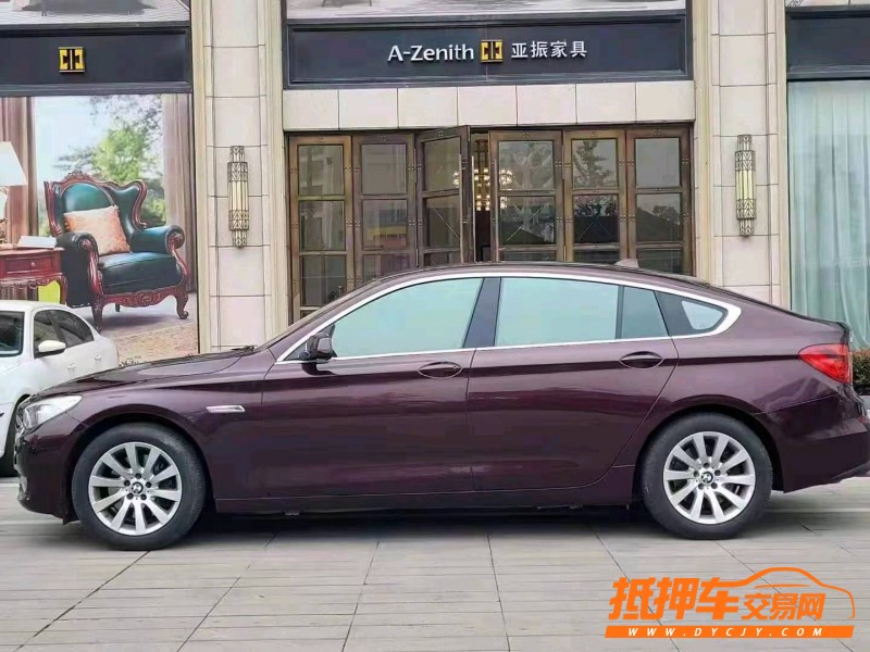 泰州11年宝马5系GT9