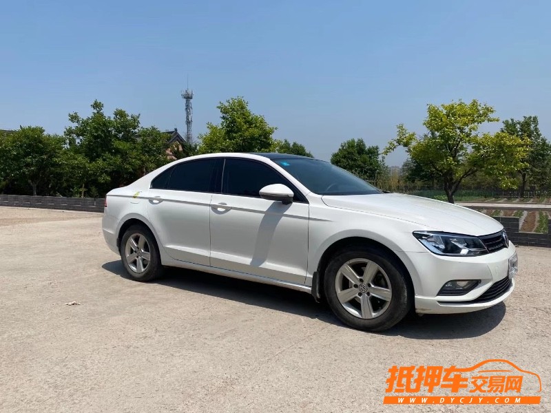 青岛16年大众凌渡4