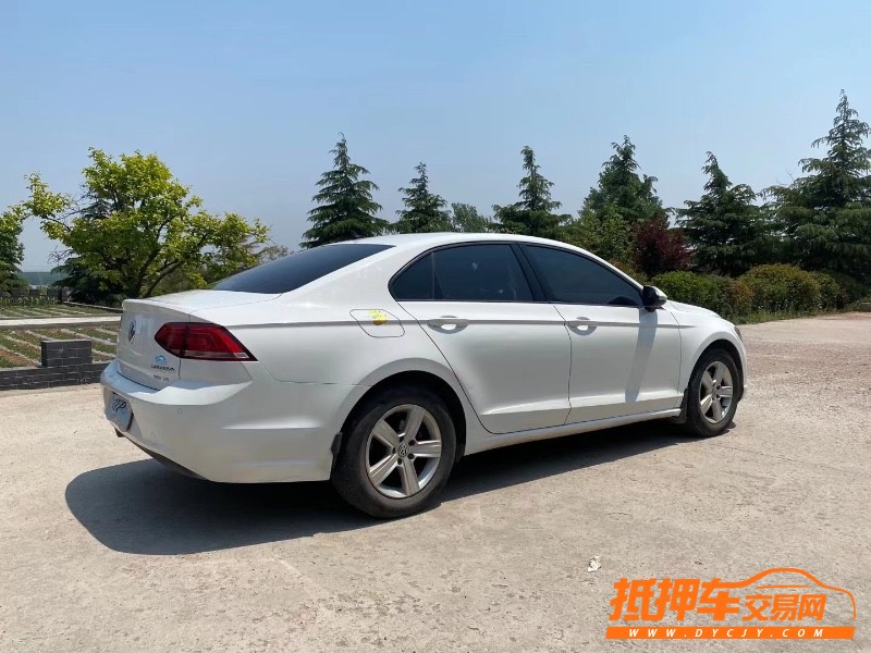 青岛16年大众凌渡6