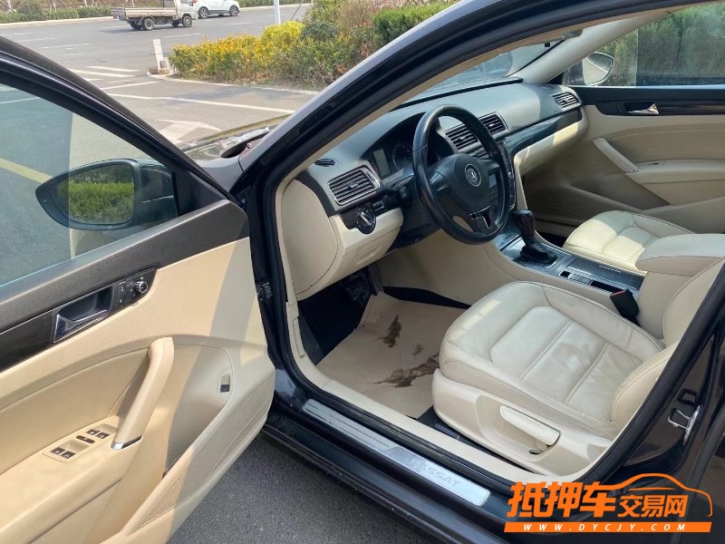 青岛12年大众帕萨特2