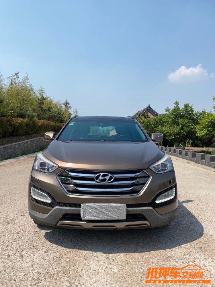 青岛13年现代新胜达2