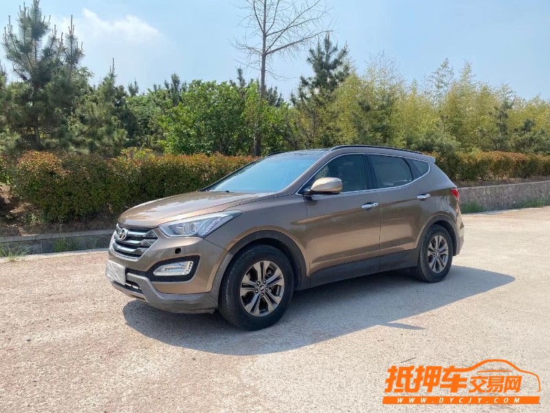 青岛13年现代新胜达3