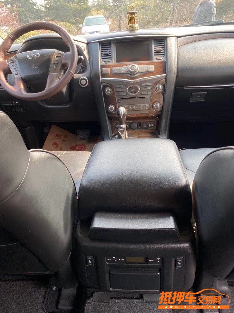 青島11年英菲尼迪QX567