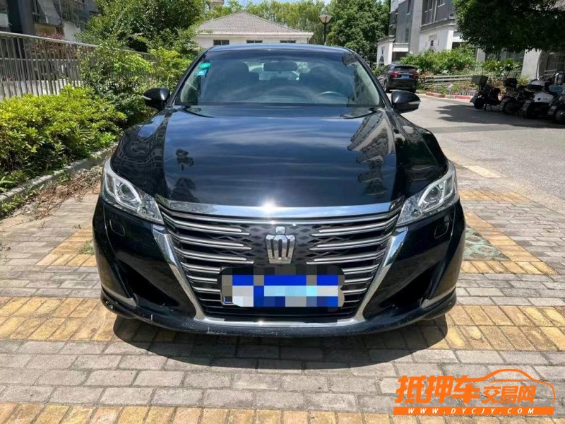 盐城16年丰田皇冠1