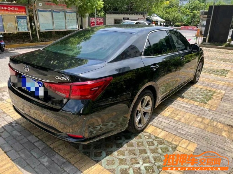 盐城16年丰田皇冠6
