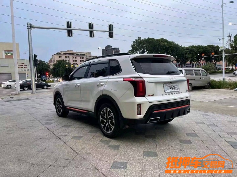 廣州21年起亞智跑8