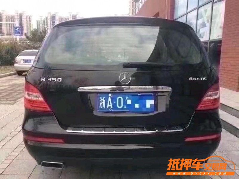 青岛12年奔驰R3