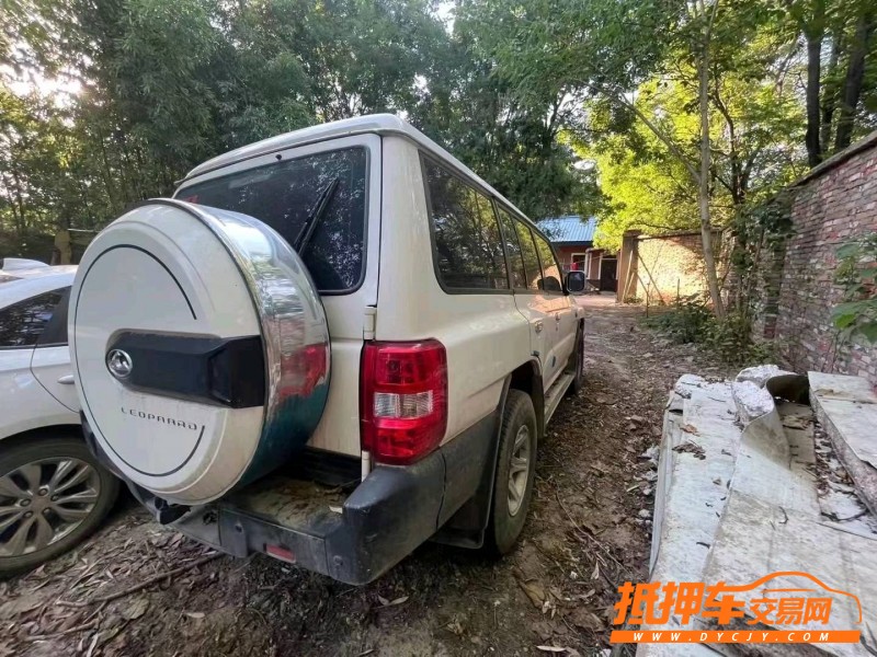 濟南17年獵豹汽車Q67