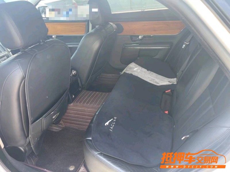 青島13年捷豹XJ5