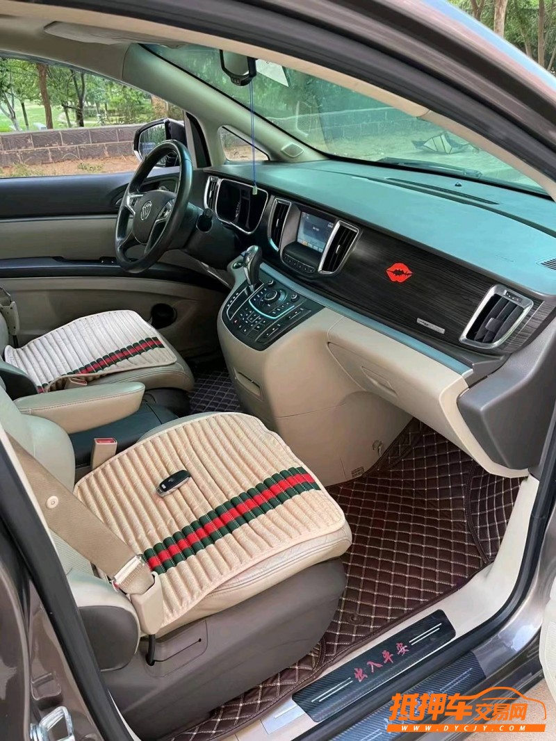 邢台11年别克GL86