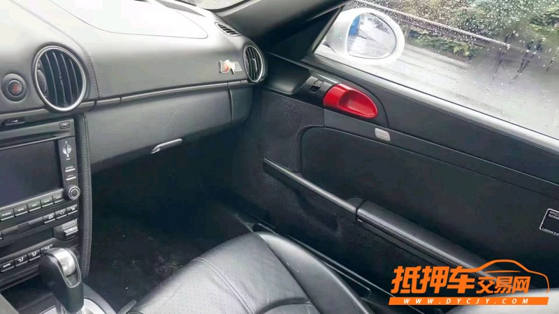 長沙11年保時捷卡曼5