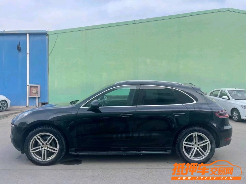 青島14年保時捷Macan7