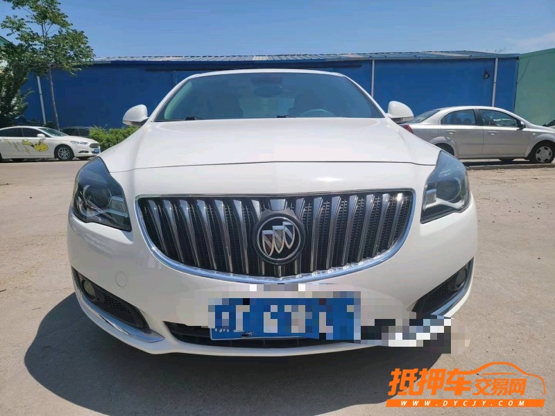 青岛13年别克君威1