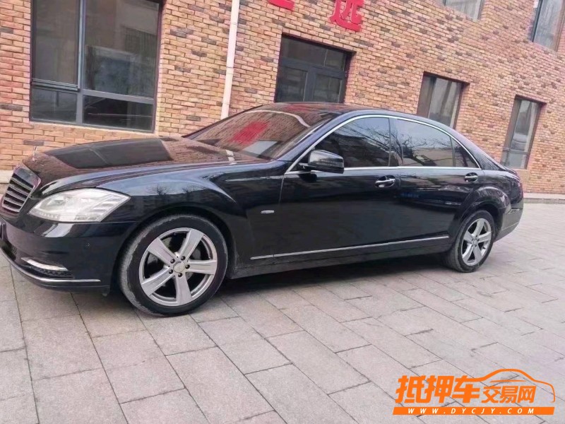 青岛11年奔驰S5