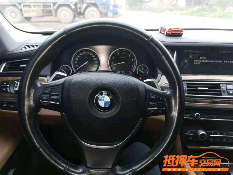 广州13年宝马7系8